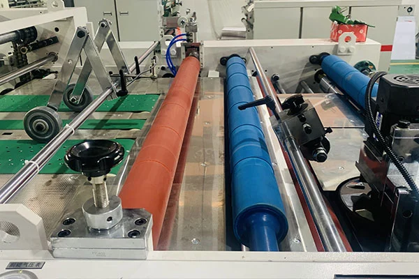 Intelligent Servo Hot Knife Laminating Machine